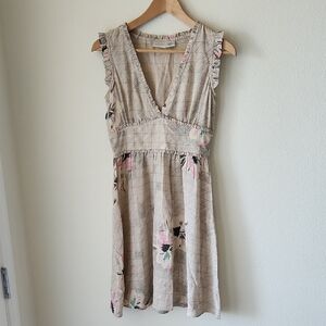 RESOUND 100% Silk Beige Floral Mini Dress Ruffle V-neck Sleeveless Sz 2